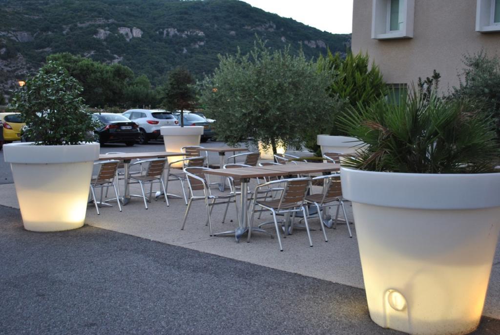 ibis budget Loriol Le Pouzin Buitenkant foto