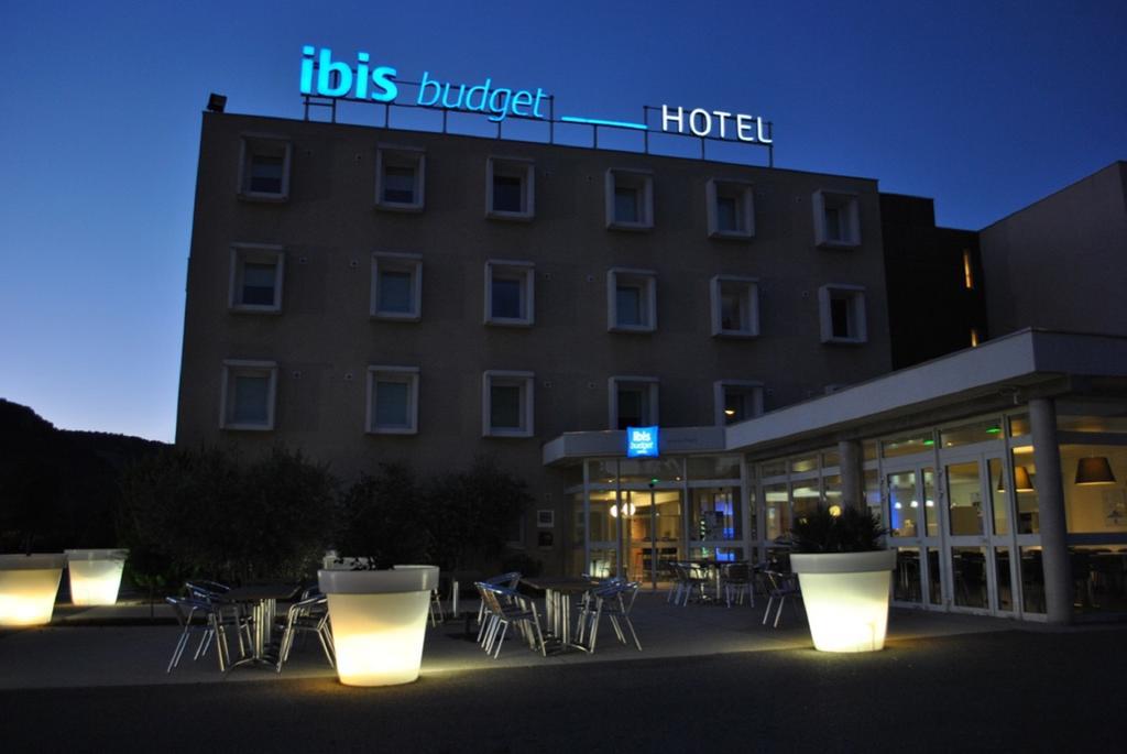 ibis budget Loriol Le Pouzin Buitenkant foto