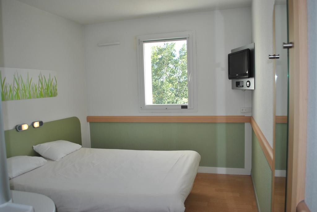 ibis budget Loriol Le Pouzin Buitenkant foto